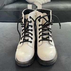 Wonder Nation boots. Size 13.